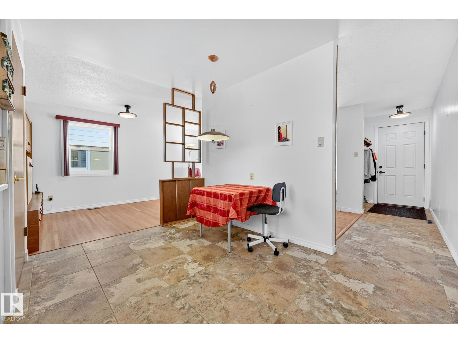 10715 36 St Nw, Edmonton, Alberta  T5W 2A5 - Photo 10 - E4464897