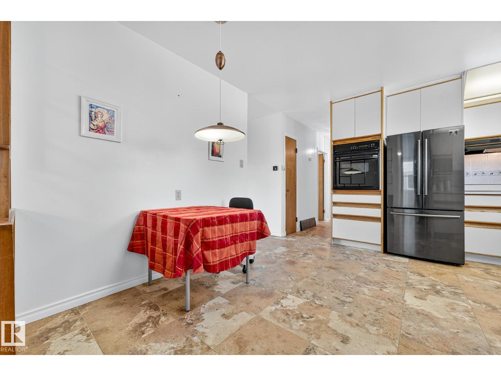 10715 36 St Nw, Edmonton, Alberta  T5W 2A5 - Photo 9 - E4464897