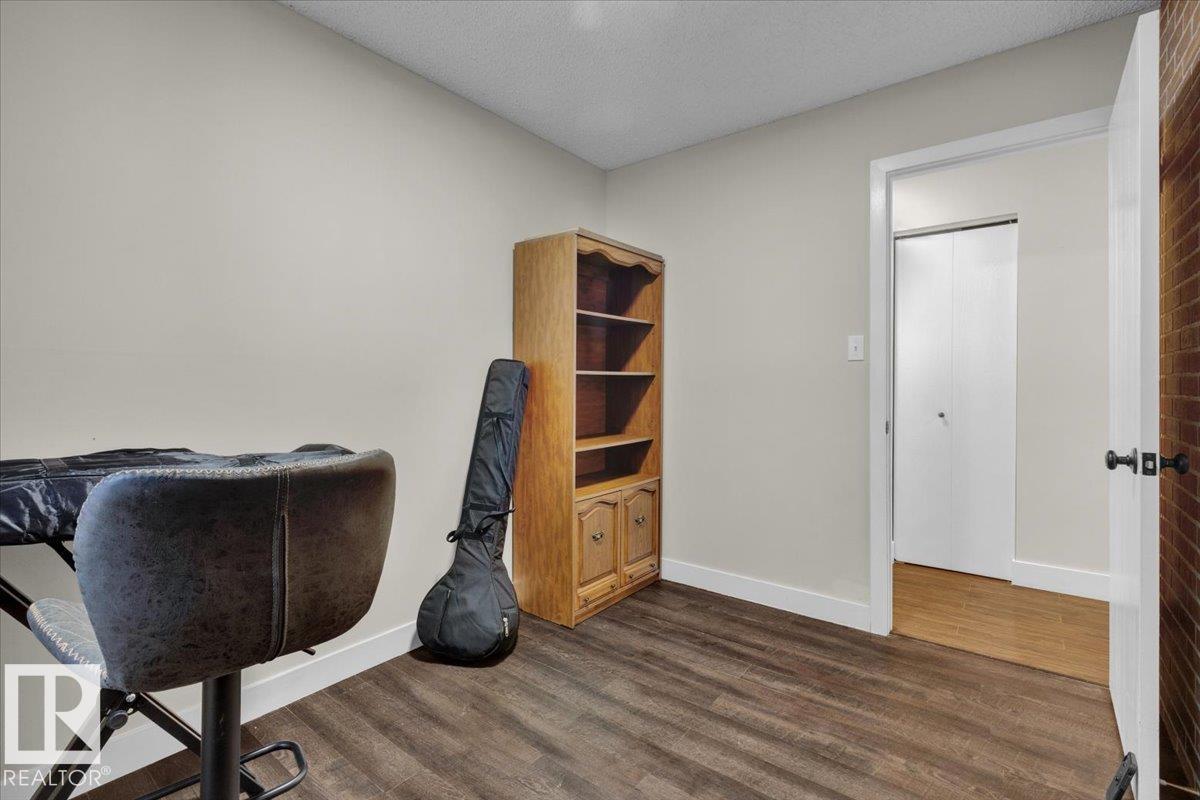 3515 20 Av Nw, Edmonton, Alberta  T6L 3E2 - Photo 30 - E4464899