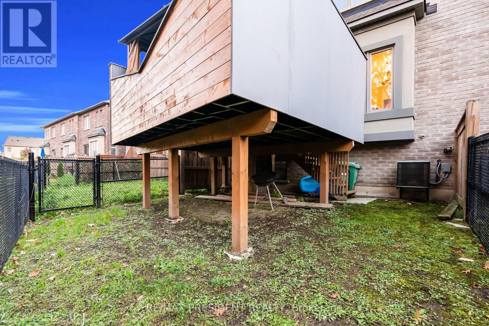 11 Oliana Way, Brampton, Ontario L6Y 6G8 - Photo 49 - W12511980