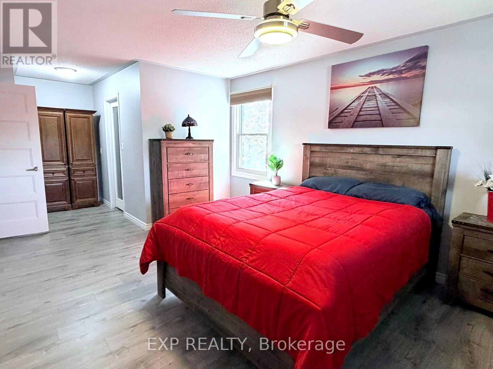 30 Lingwood Drive, Norfolk, Ontario N0E 1Y0 - Photo 22 - X12515222