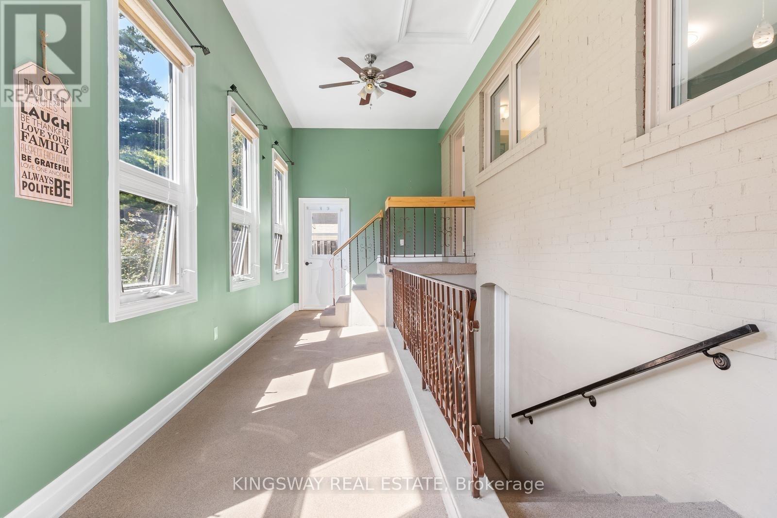 236 Woodale Avenue, Oakville, Ontario  L6K 2N2 - Photo 29 - W12516554