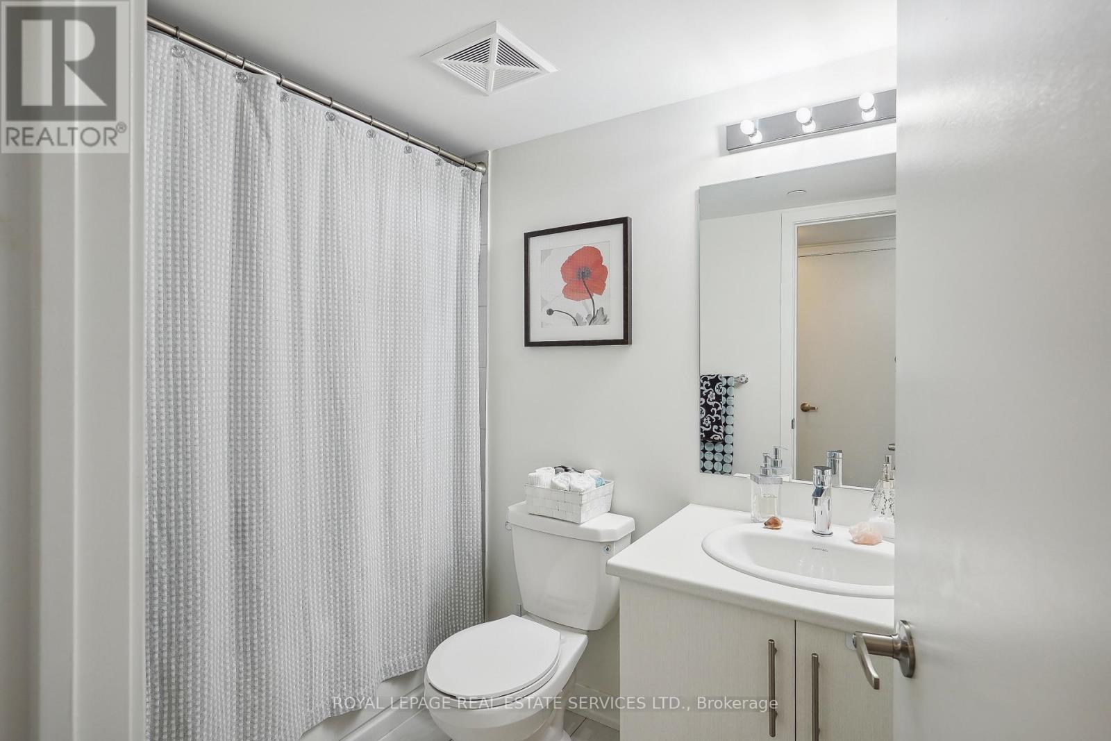 35 - 3409 Ridgeway Drive, Mississauga, Ontario  L5L 0B9 - Photo 25 - W12516558