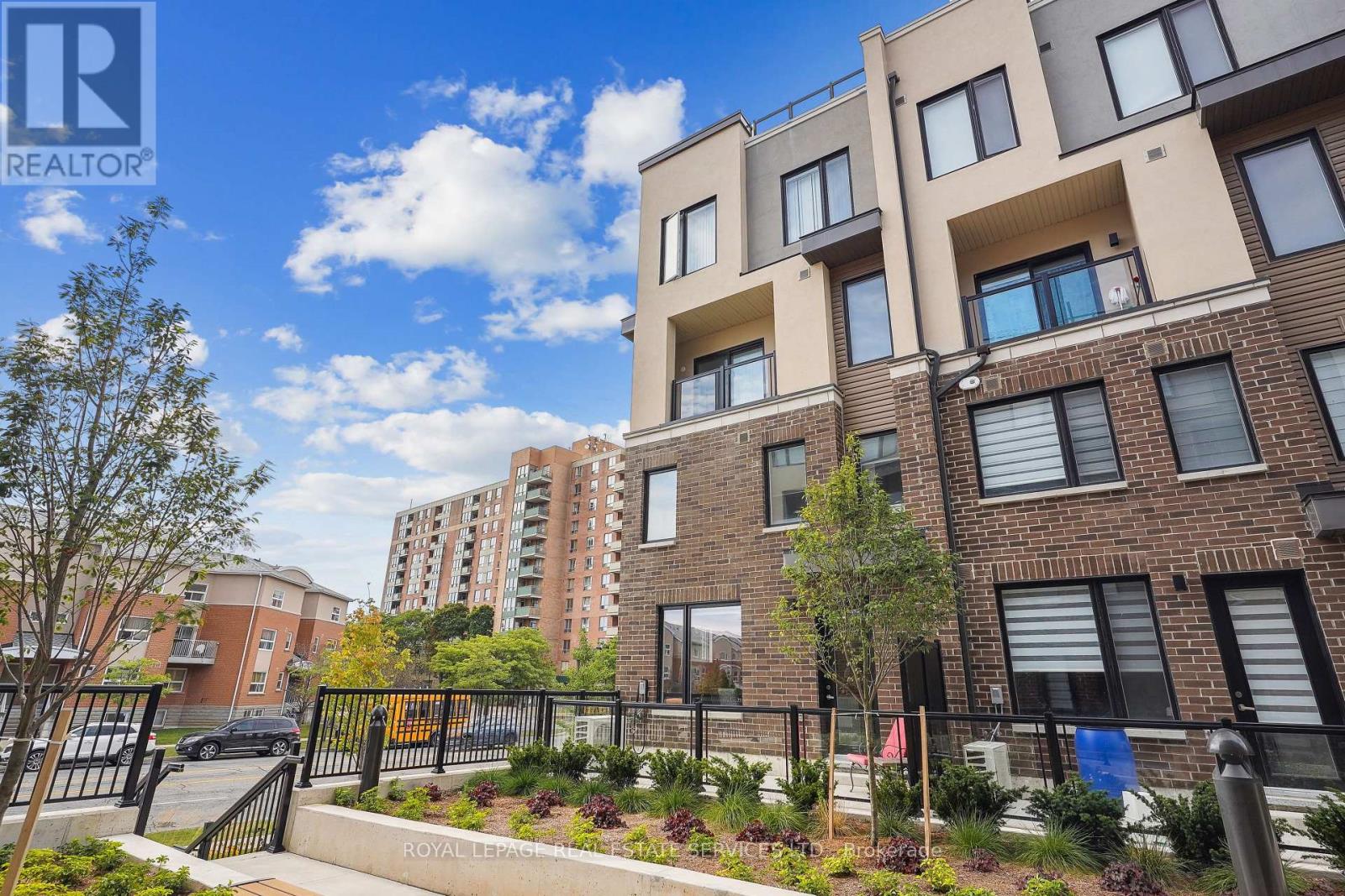 35 - 3409 Ridgeway Drive, Mississauga, Ontario  L5L 0B9 - Photo 33 - W12516558