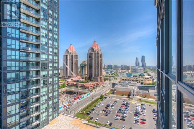 1604 - 4011 Brickstone Mews, Mississauga, Ontario  L5B 0G3 - Photo 11 - W12516574