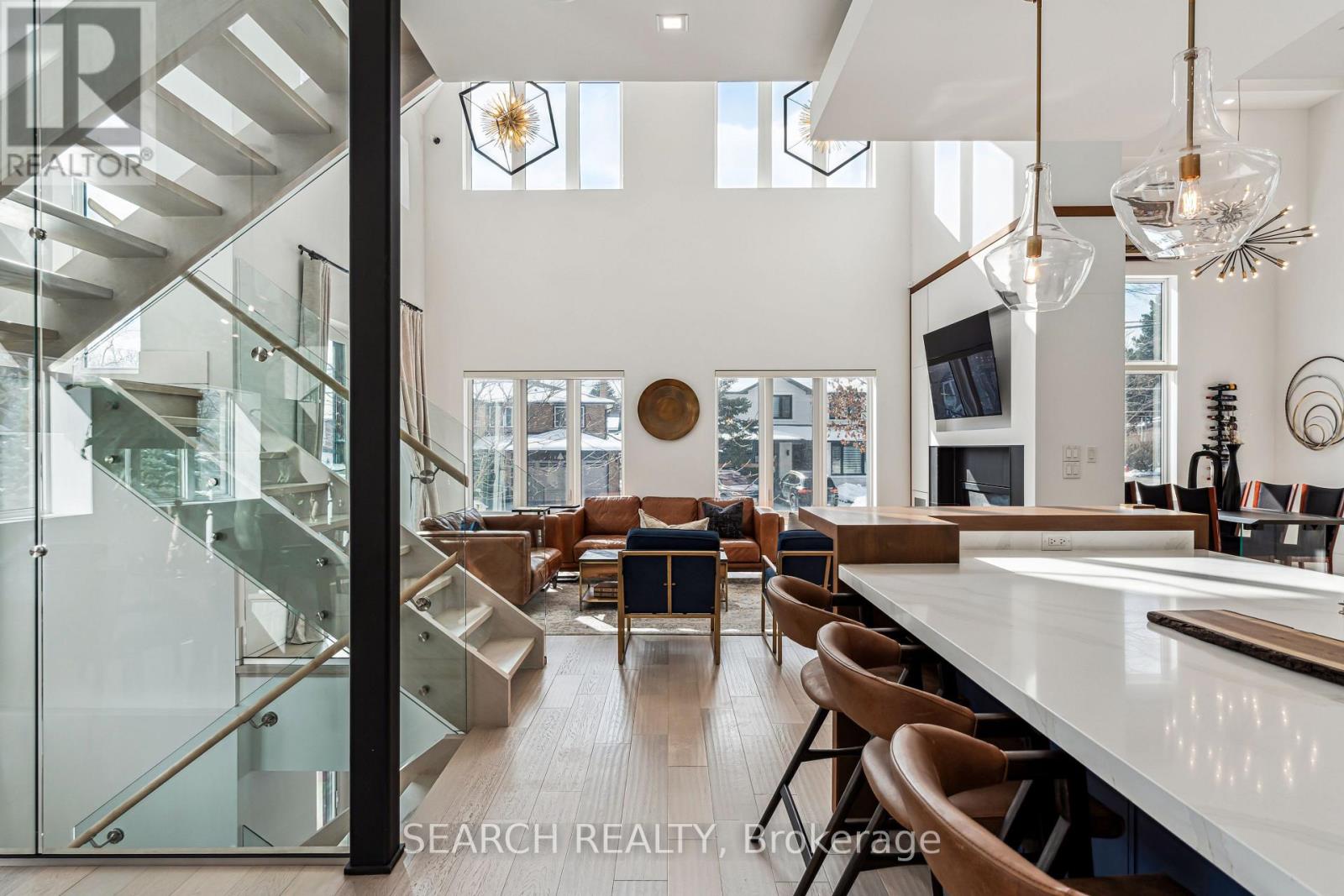 1297 Canterbury Road, Mississauga, Ontario  L5G 4A8 - Photo 8 - W12516584