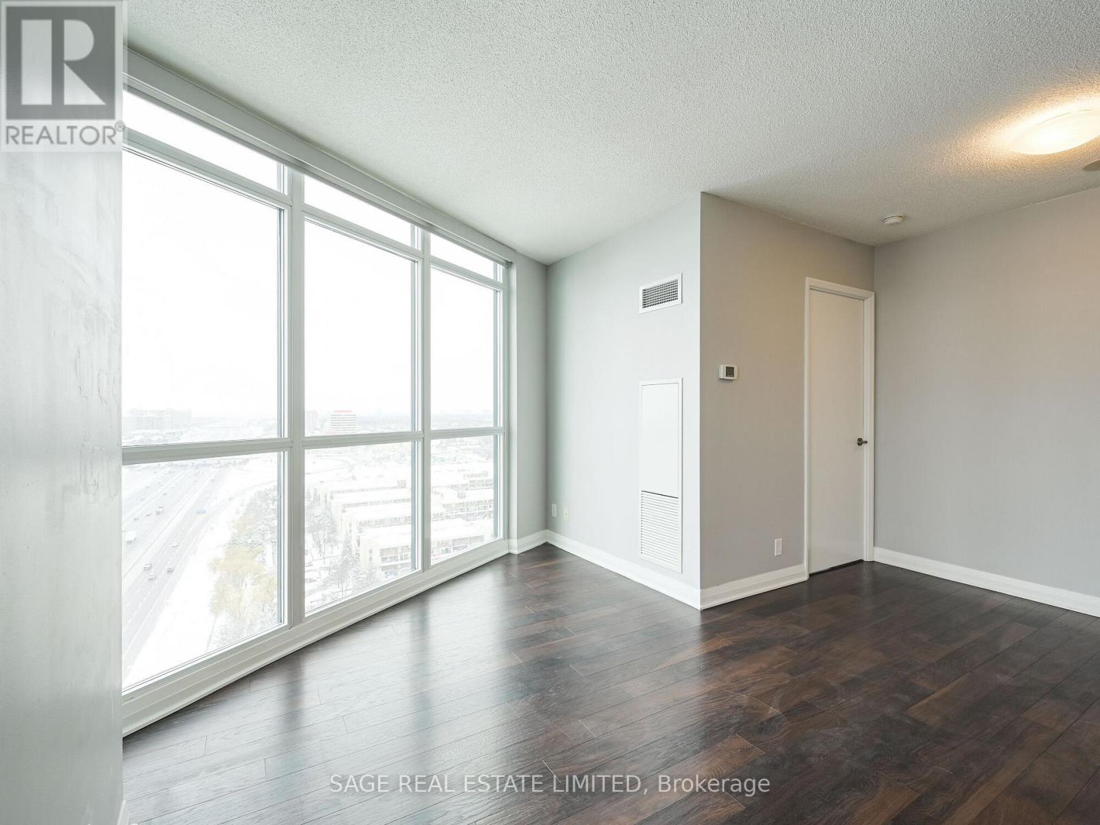 2110 - 5 Valhalla Inn Road, Toronto, Ontario  M9B 0B1 - Photo 9 - W12516612