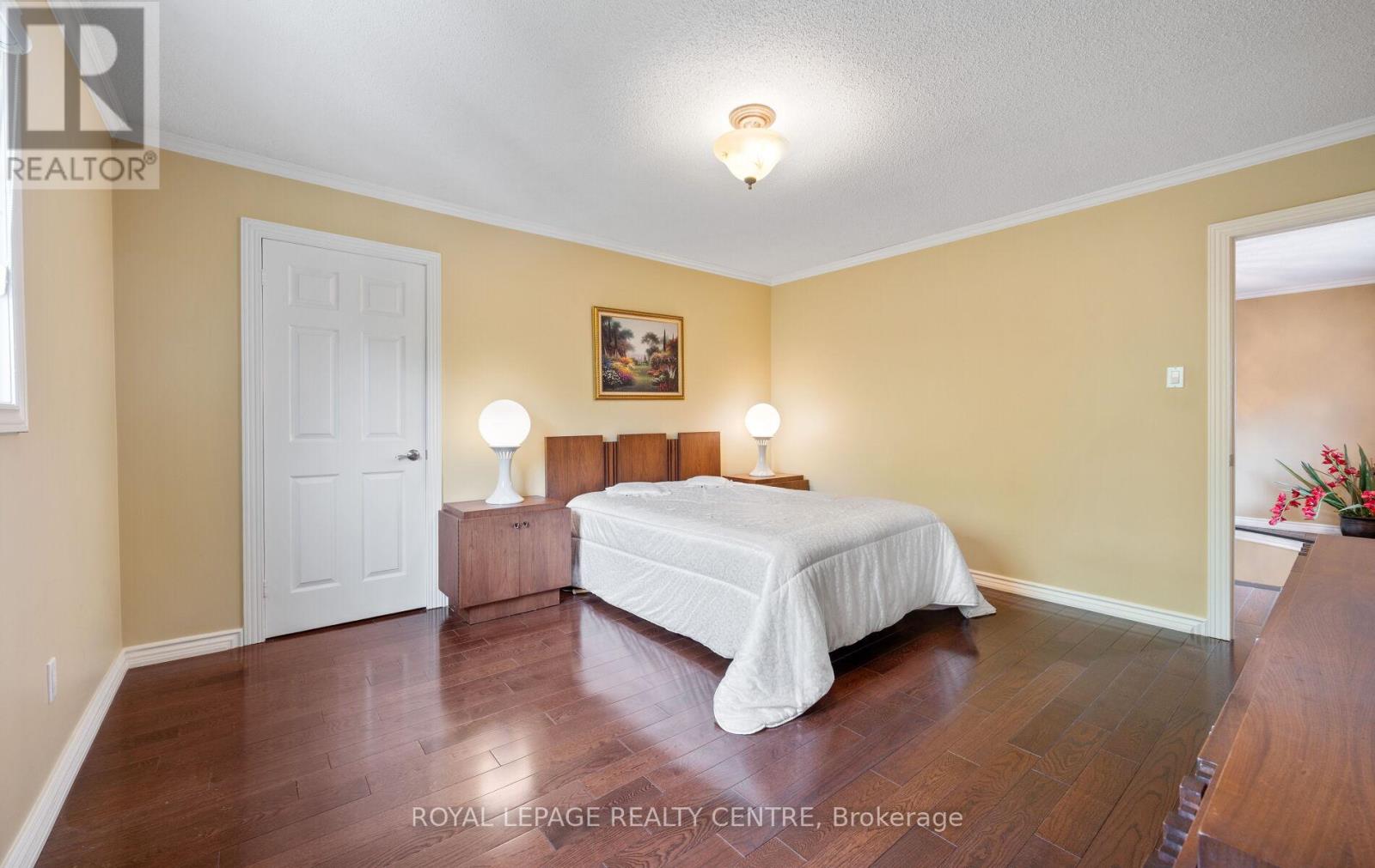 4383 Mayflower Drive, Mississauga, Ontario  L5R 1T4 - Photo 26 - W12516638