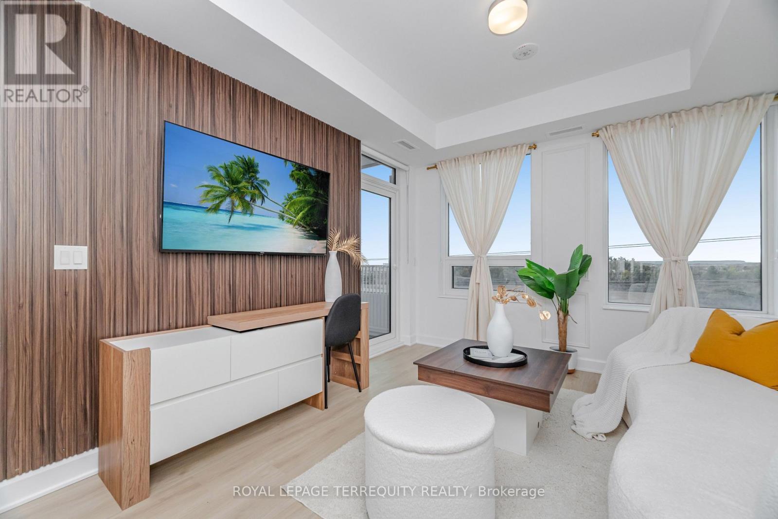 515 - 3240 William Coltson Avenue, Oakville, Ontario  L6H 8C8 - Photo 3 - W12516646