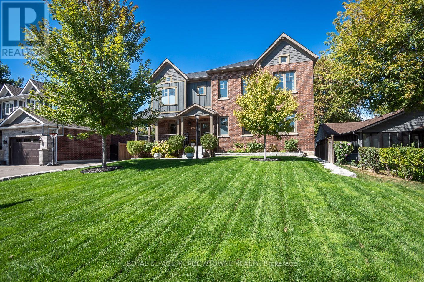 29 BARTON STREET, Milton, Ontario