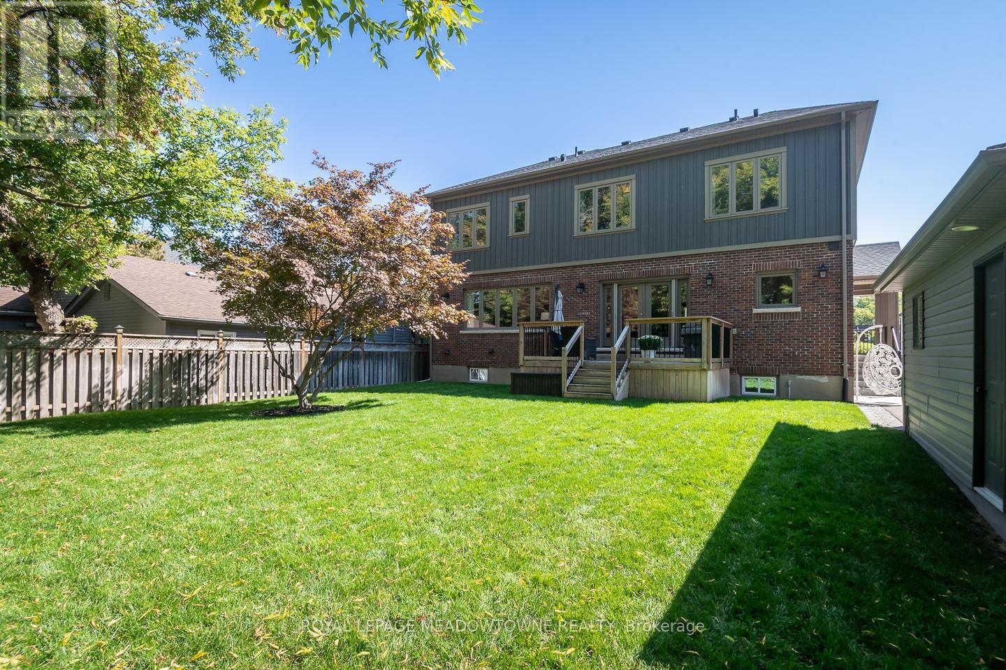 29 Barton Street, Milton, Ontario  L9T 1C7 - Photo 39 - W12516654