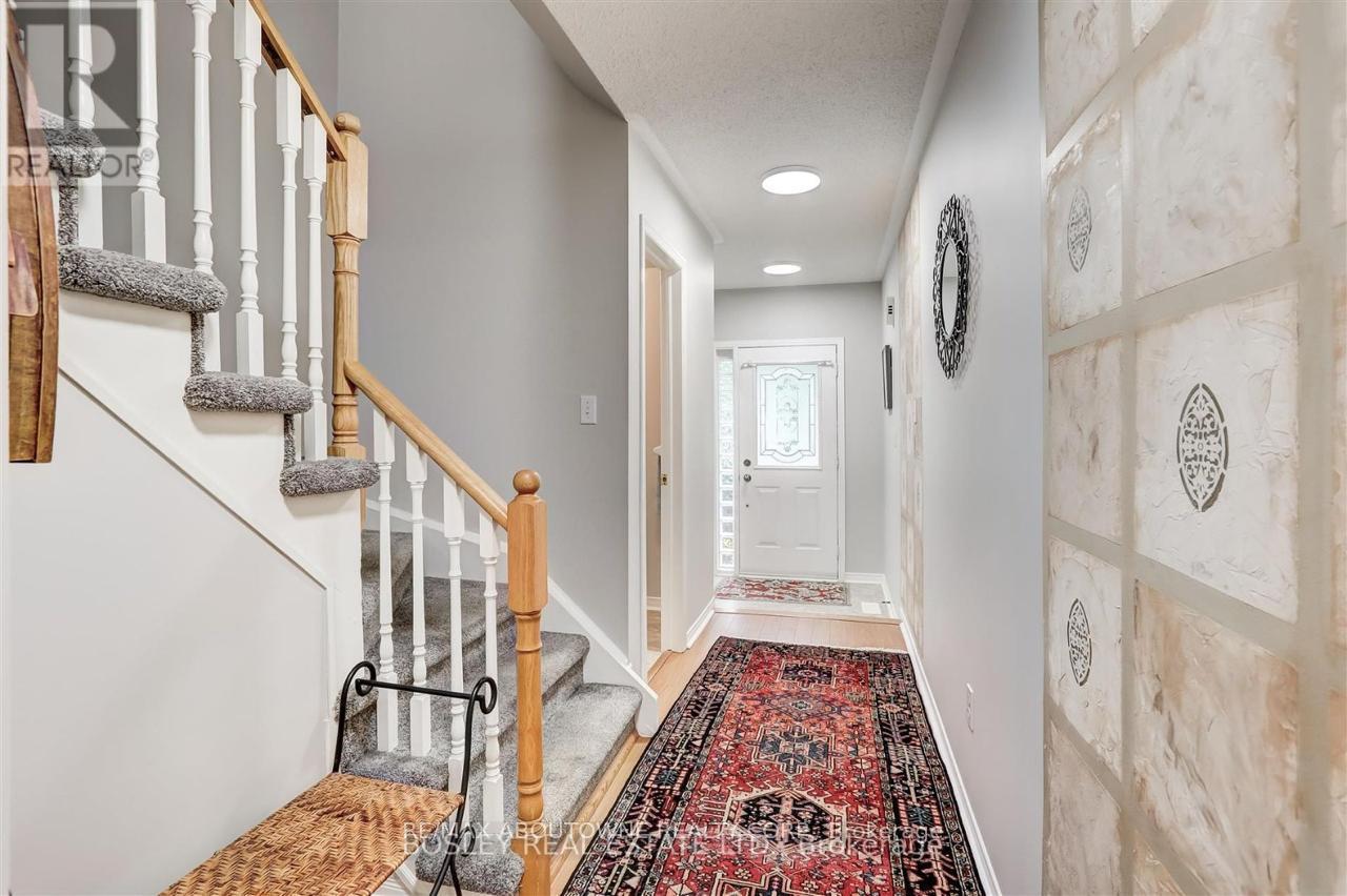 1176 Treetop Terrace, Oakville, Ontario  L6M 3N1 - Photo 2 - W12516664