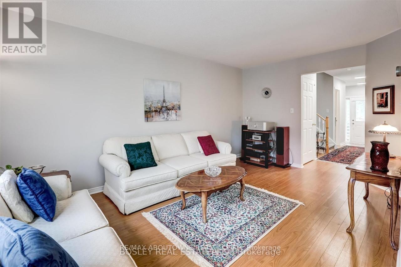 1176 Treetop Terrace, Oakville, Ontario  L6M 3N1 - Photo 9 - W12516664