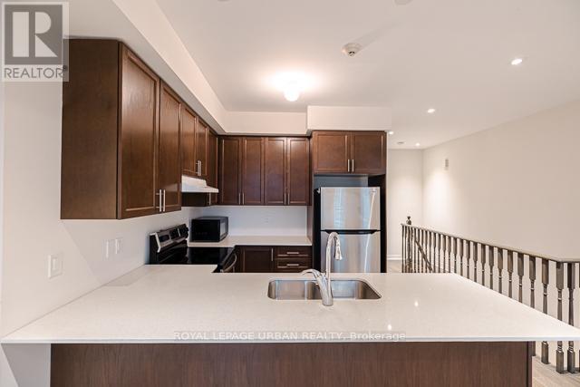 5 - 62 Preston Meadow Avenue N, Mississauga, Ontario  L4Z 1B1 - Photo 3 - W12516680