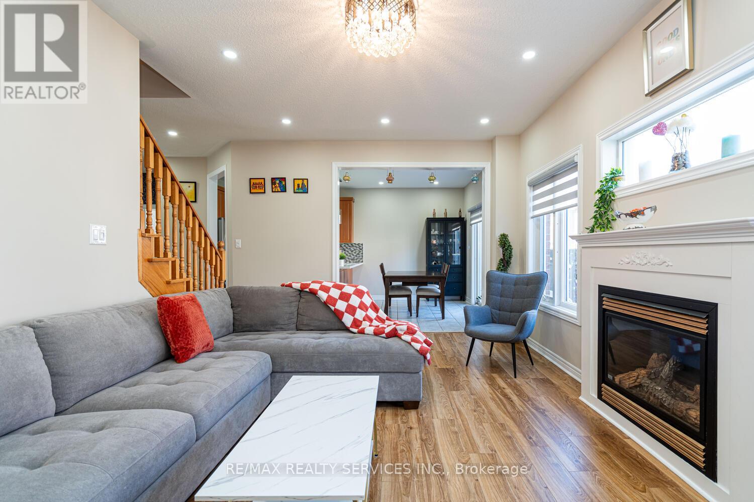 6 Foxhollow Road, Brampton, Ontario  L7A 1M3 - Photo 15 - W12516684