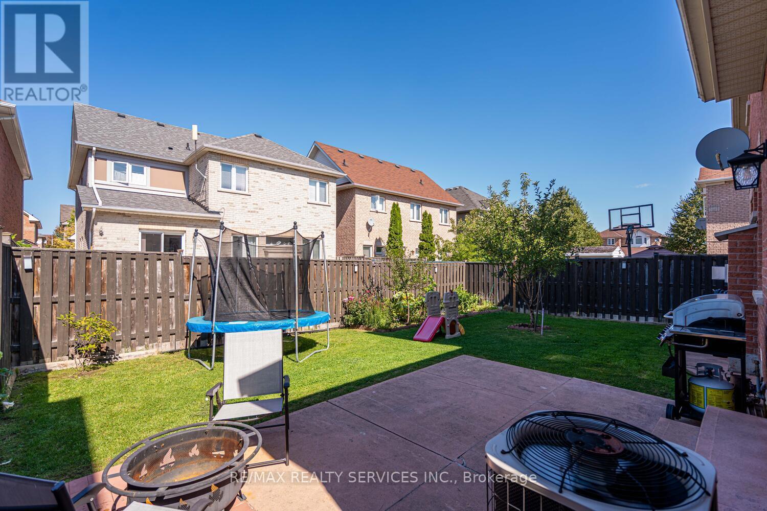 6 Foxhollow Road, Brampton, Ontario  L7A 1M3 - Photo 45 - W12516684