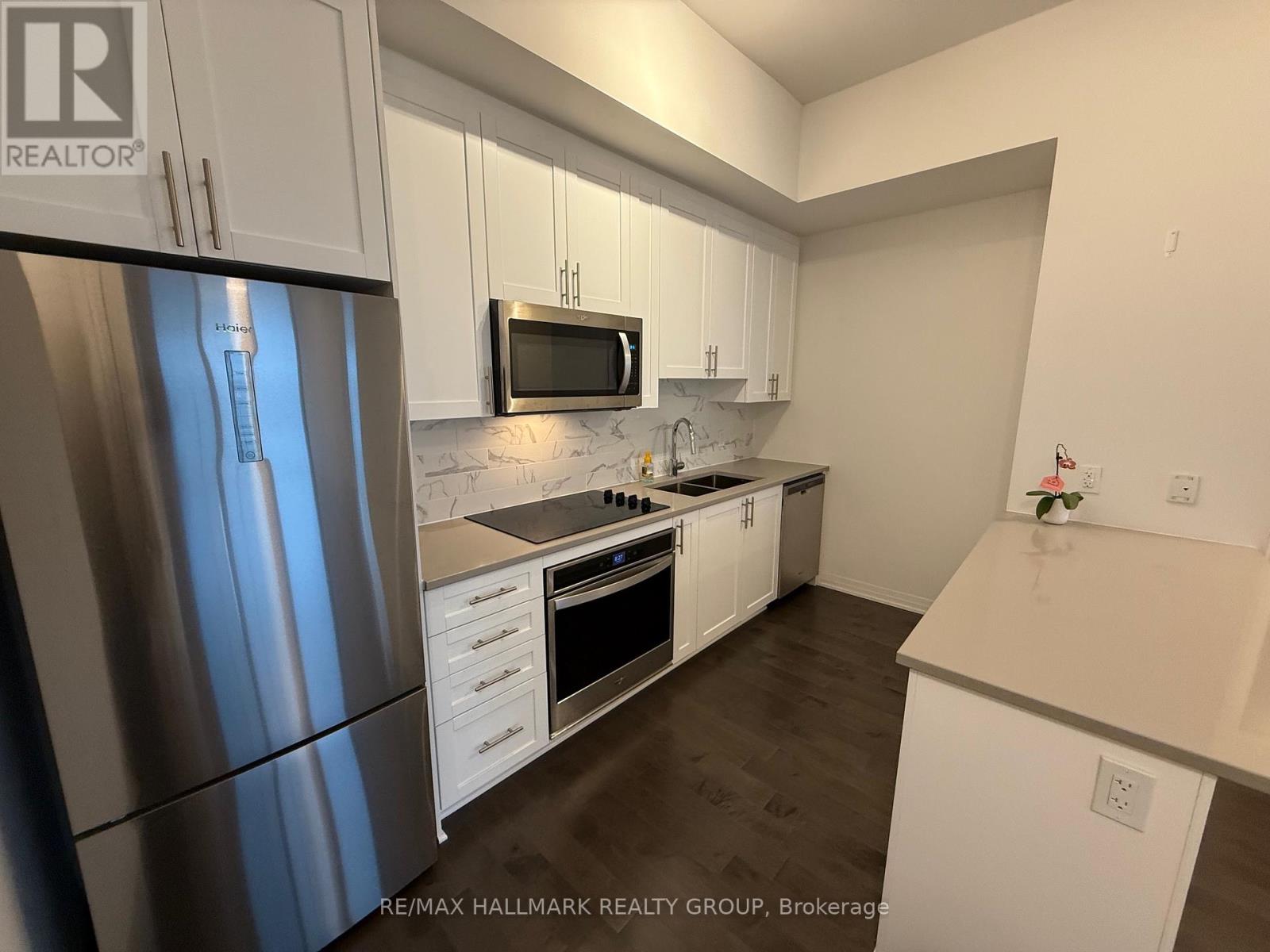 2406 - 805 Carling Avenue, Ottawa, Ontario  K1S 5W9 - Photo 13 - X12425743