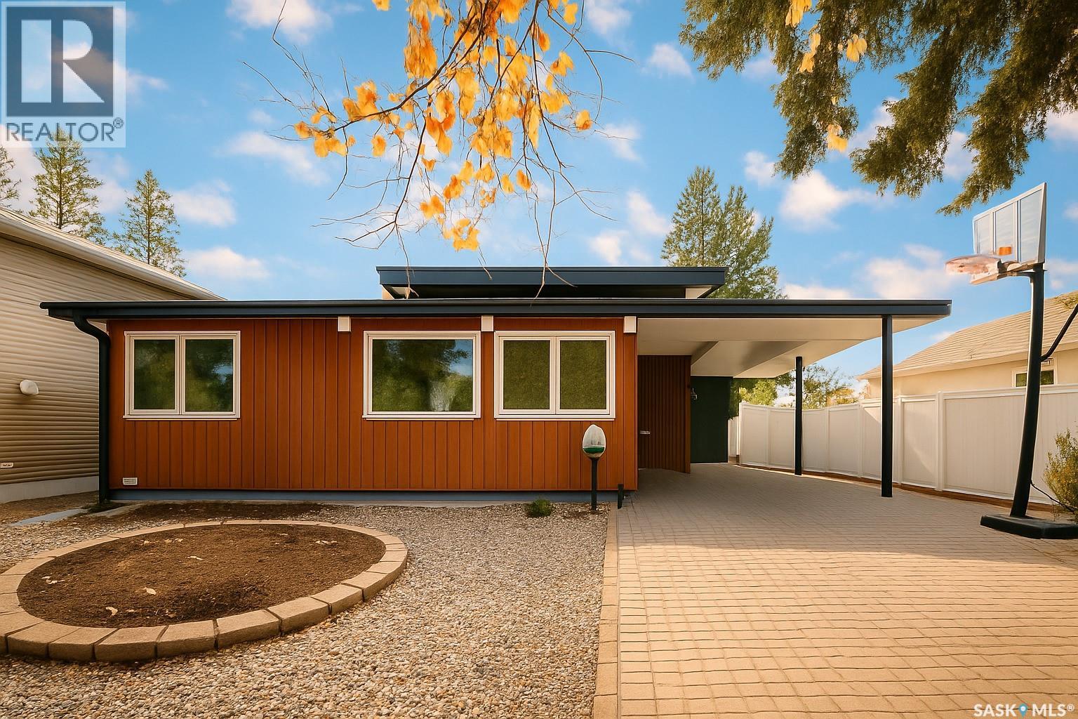 3319 29th AVENUE, Regina, Saskatchewan