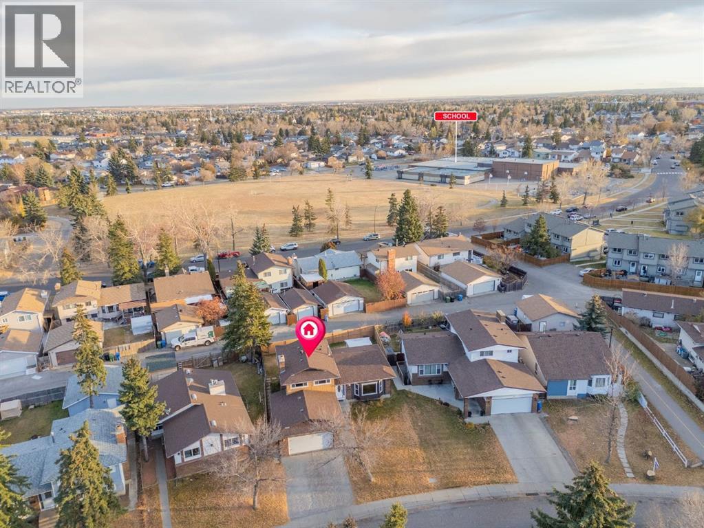 80 Templewood Road Ne, Calgary, Alberta  T1Y 4G9 - Photo 5 - A2267332