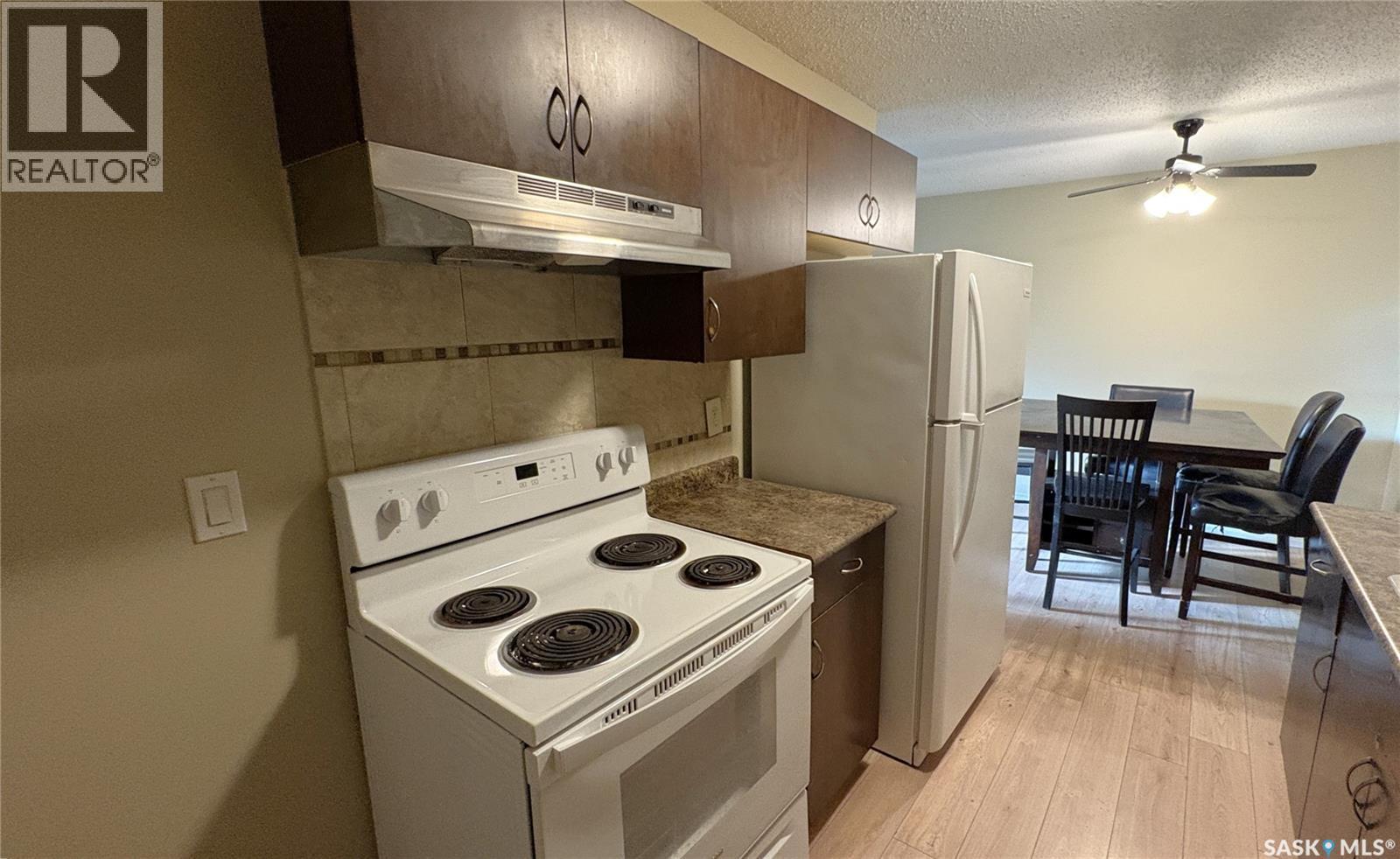 3936 Castle Road, Regina, Saskatchewan  S4S 6A4 - Photo 10 - SK023554