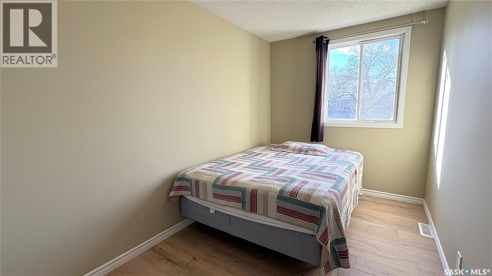 3936 Castle Road, Regina, Saskatchewan  S4S 6A4 - Photo 11 - SK023554