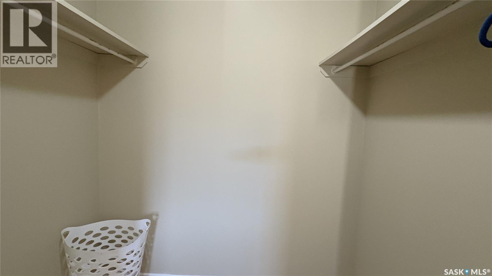 3936 Castle Road, Regina, Saskatchewan  S4S 6A4 - Photo 18 - SK023554