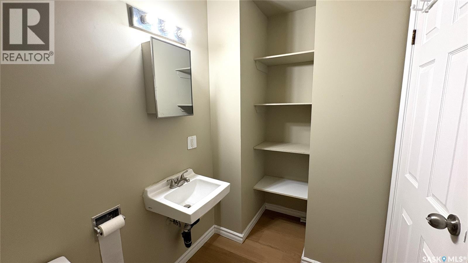 3936 Castle Road, Regina, Saskatchewan  S4S 6A4 - Photo 20 - SK023554