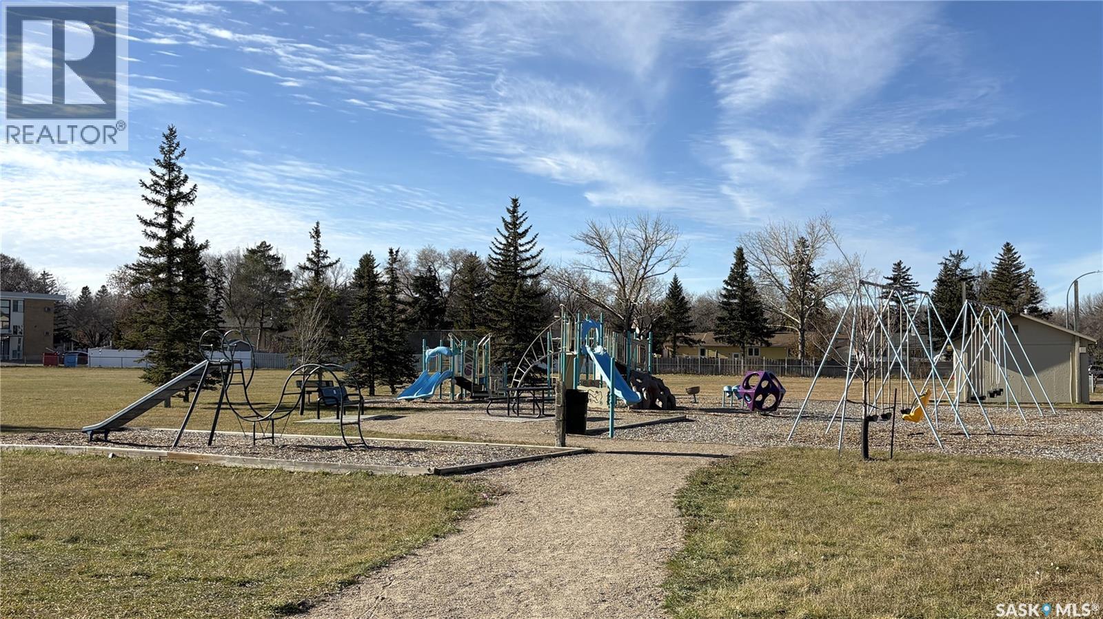 3936 Castle Road, Regina, Saskatchewan  S4S 6A4 - Photo 26 - SK023554