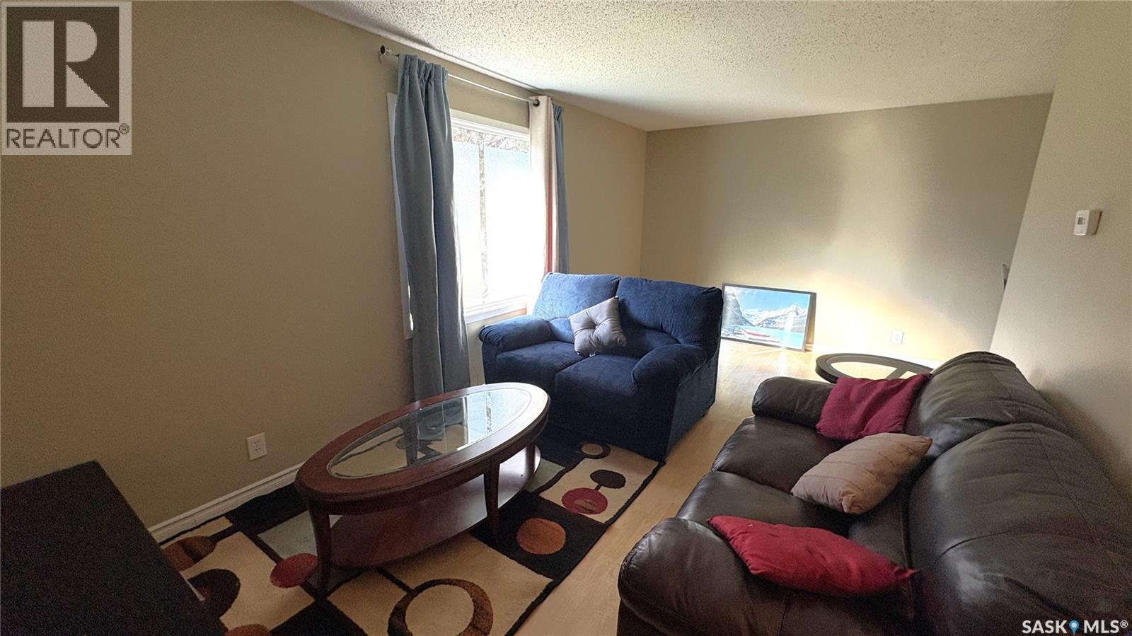 3936 Castle Road, Regina, Saskatchewan  S4S 6A4 - Photo 3 - SK023554