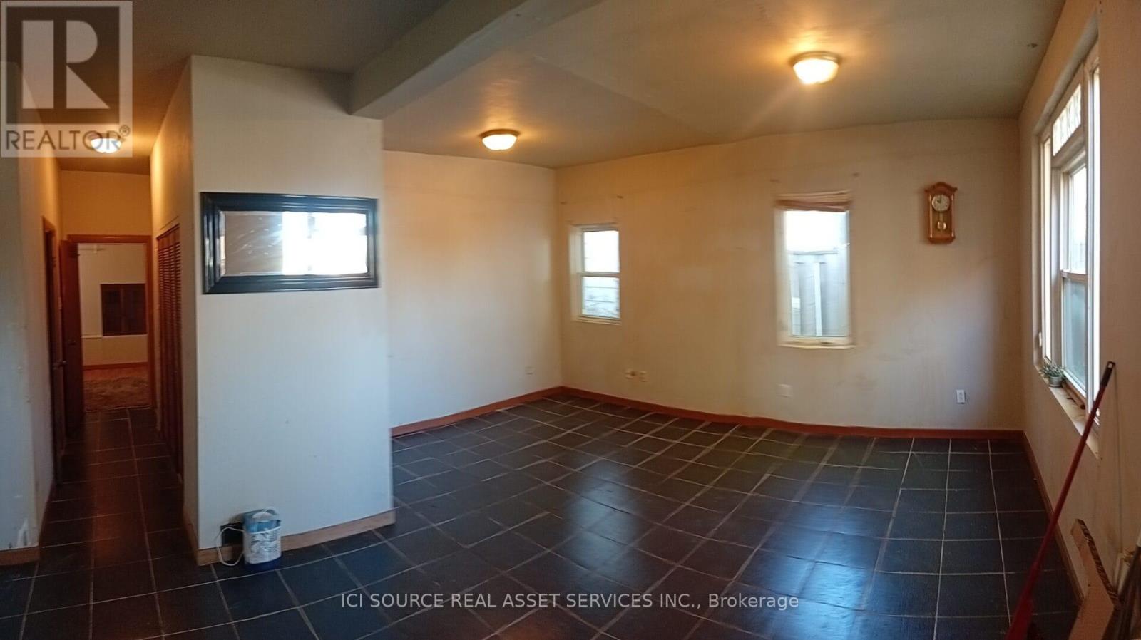 160 Brown Street, Chatham-Kent, Ontario  N0P 1M0 - Photo 12 - X12516532