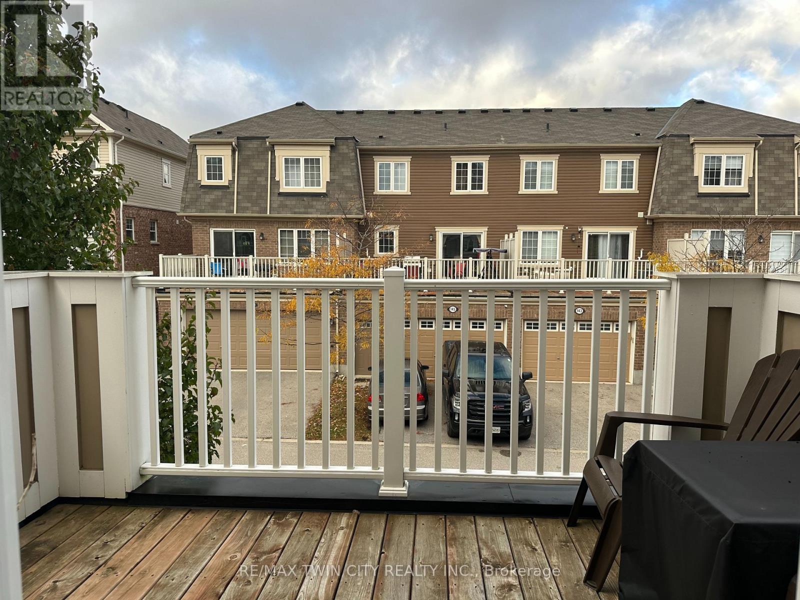 209 Netherby Lane, Kitchener, Ontario  N2R 0L9 - Photo 14 - X12516602