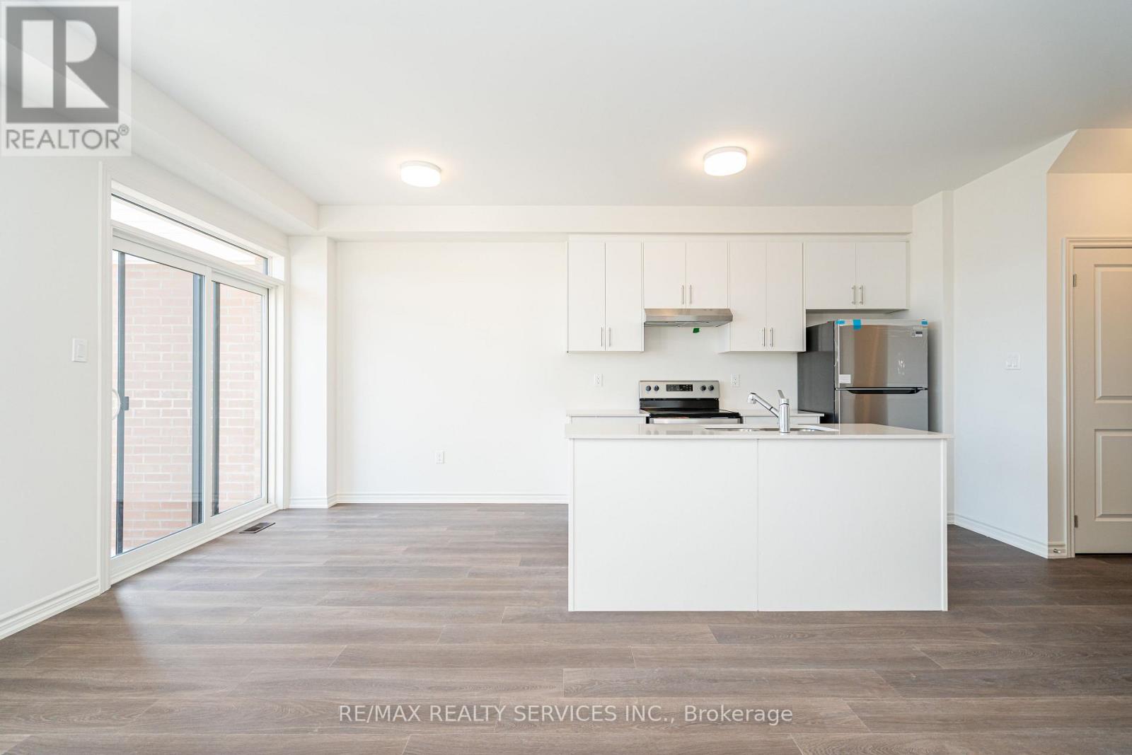 123 Sanderson Drive, Kawartha Lakes, Ontario  K9V 0T2 - Photo 19 - X12516616