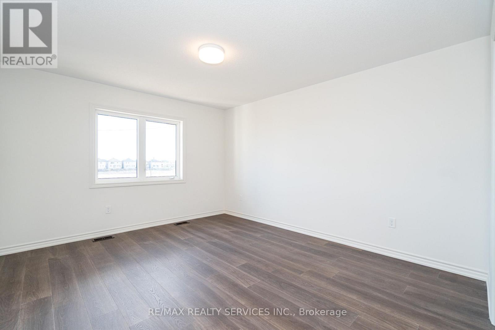 123 Sanderson Drive, Kawartha Lakes, Ontario  K9V 0T2 - Photo 27 - X12516616