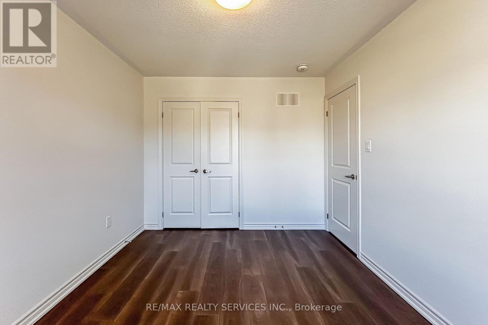 123 Sanderson Drive, Kawartha Lakes, Ontario  K9V 0T2 - Photo 37 - X12516616