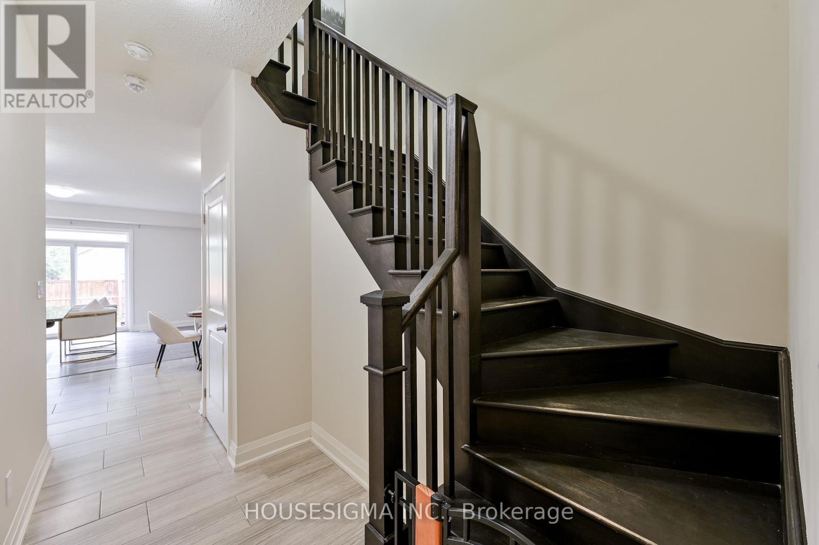 146 Law Drive, Guelph, Ontario  N1E 0M2 - Photo 16 - X12516682