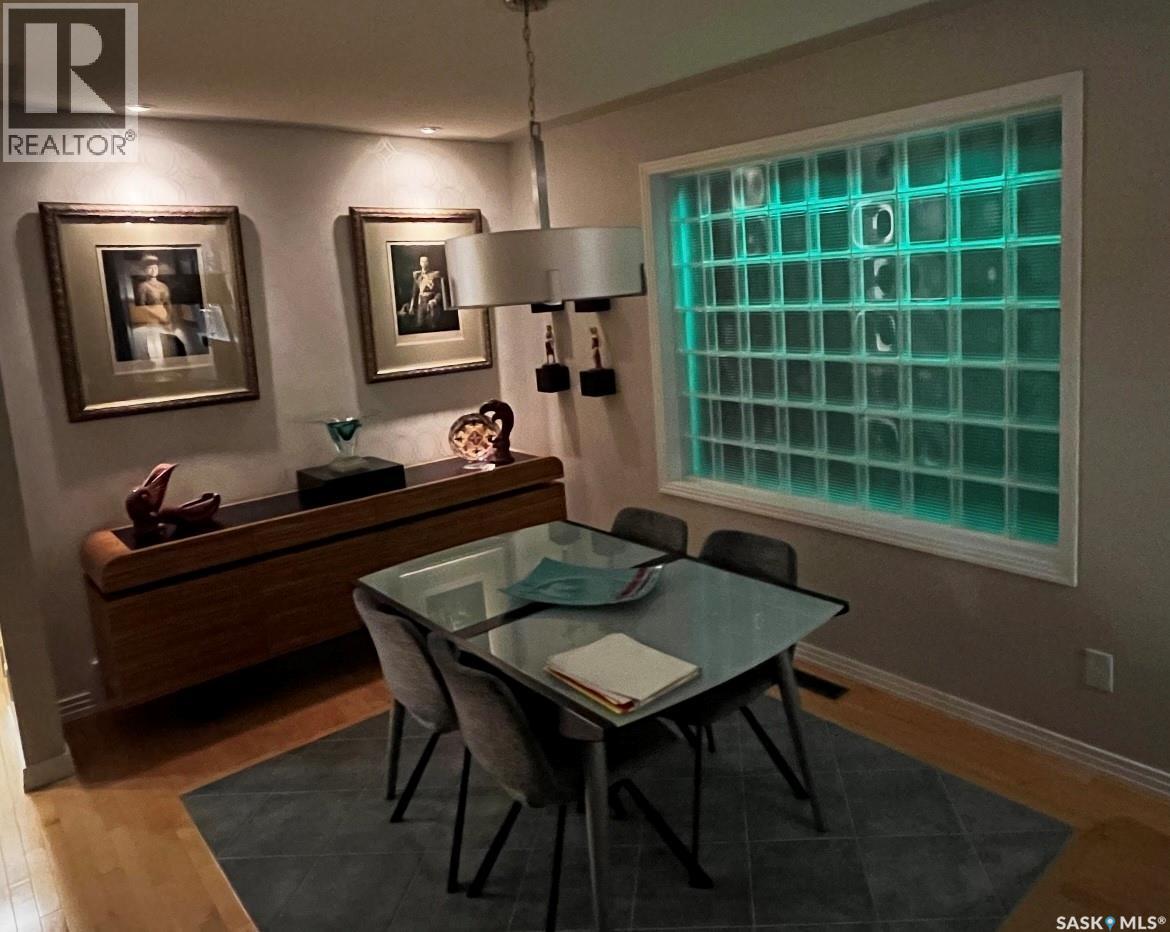 2576 Cameron Street, Regina, Saskatchewan  S4T 2W3 - Photo 11 - SK022406