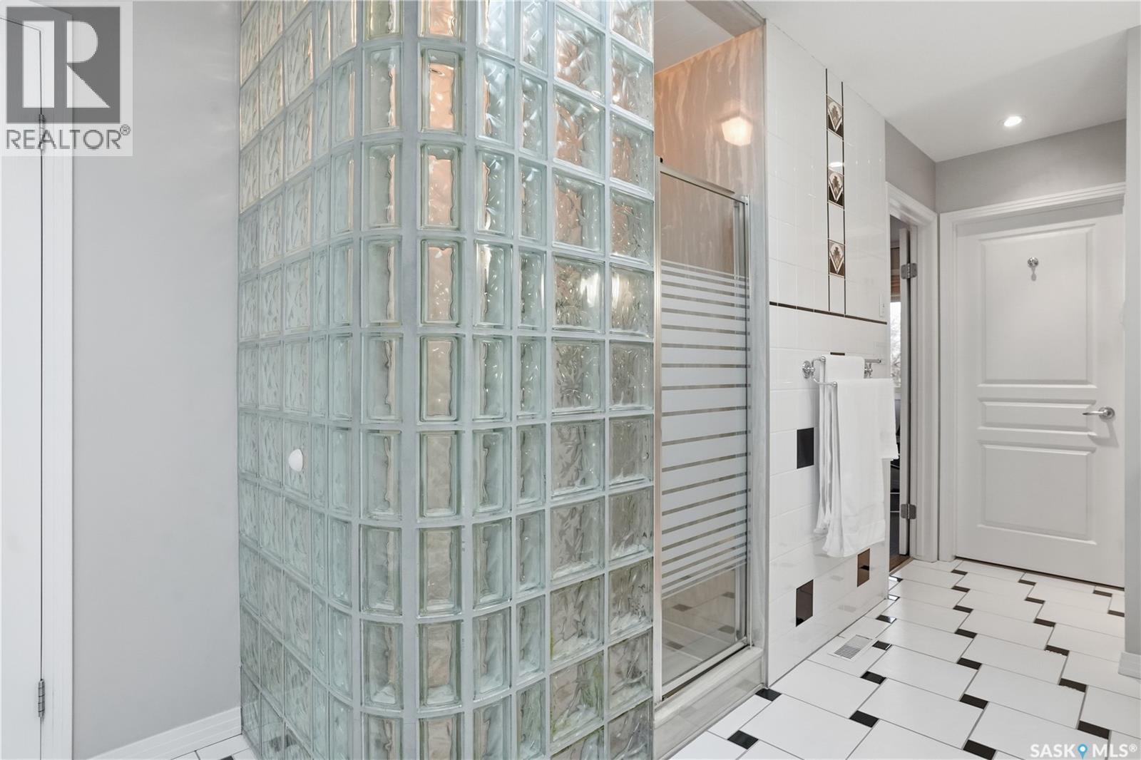 2576 Cameron Street, Regina, Saskatchewan  S4T 2W3 - Photo 26 - SK022406