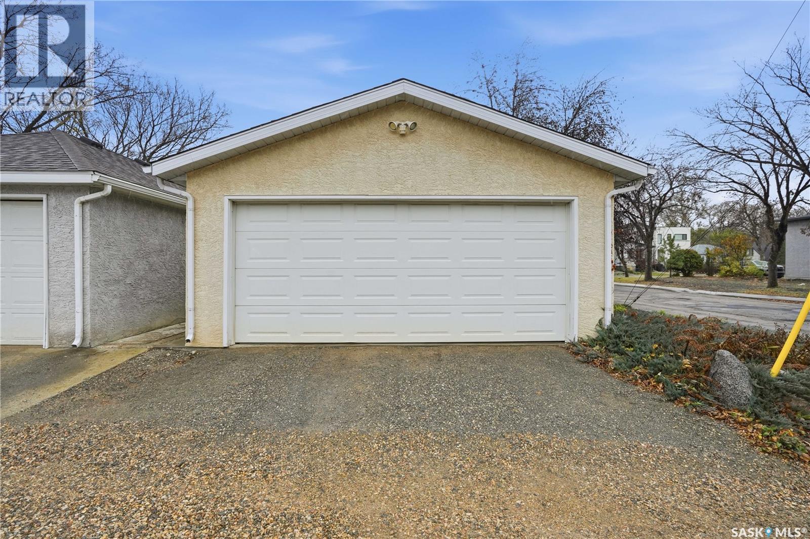 2576 Cameron Street, Regina, Saskatchewan  S4T 2W3 - Photo 46 - SK022406