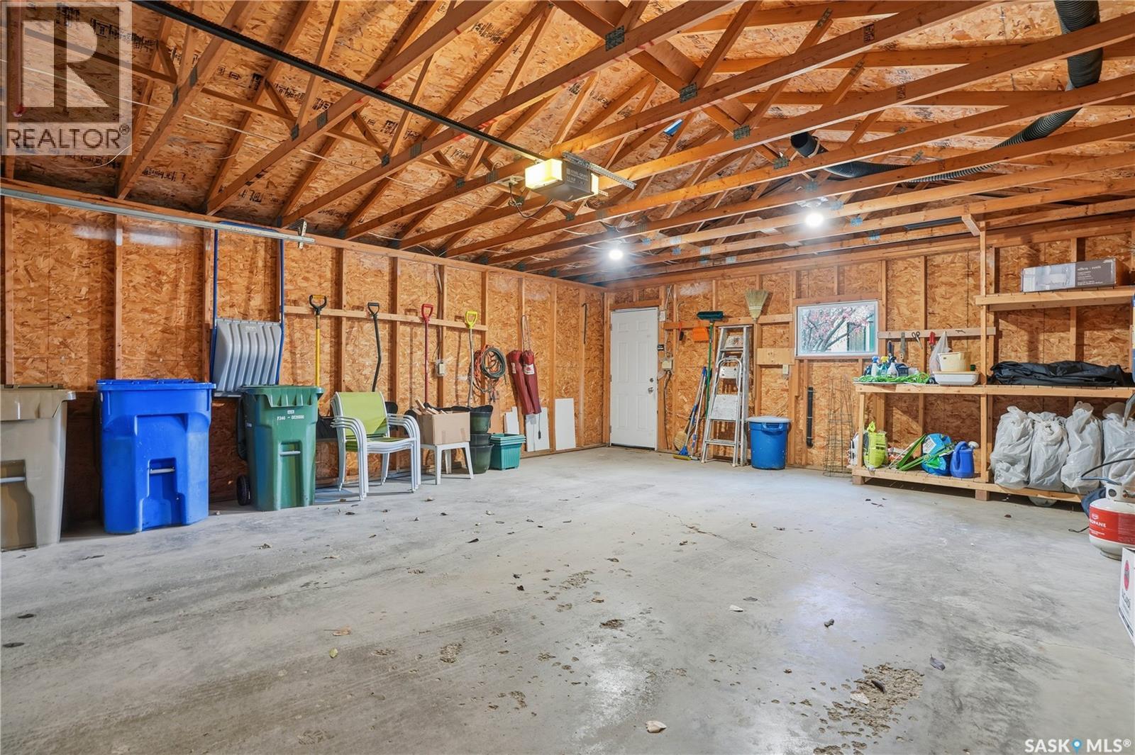 2576 Cameron Street, Regina, Saskatchewan  S4T 2W3 - Photo 47 - SK022406