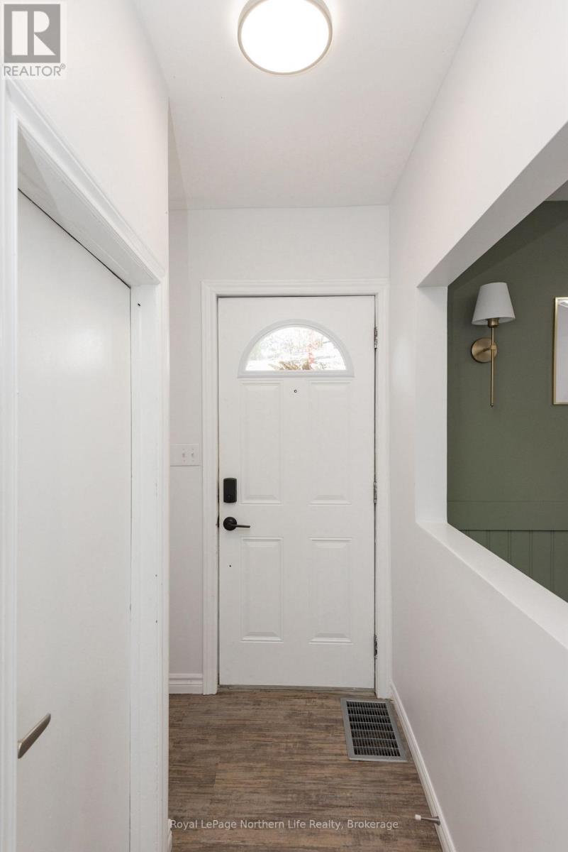 680 Hardy Street, North Bay, Ontario P1B 1S6 - Photo 5 - X12517186