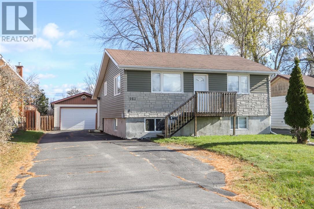 962 Madeleine Avenue, Sudbury, Ontario