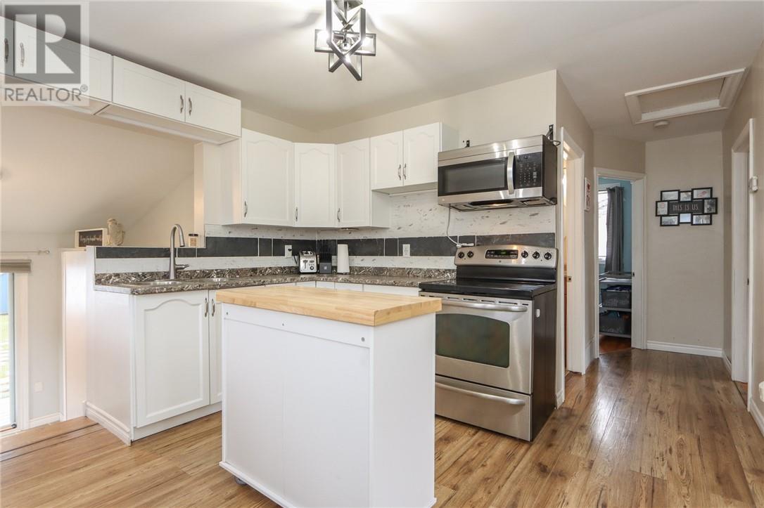 962 Madeleine Avenue, Sudbury, Ontario P3A 2Z7 - Photo 13 - 2125534