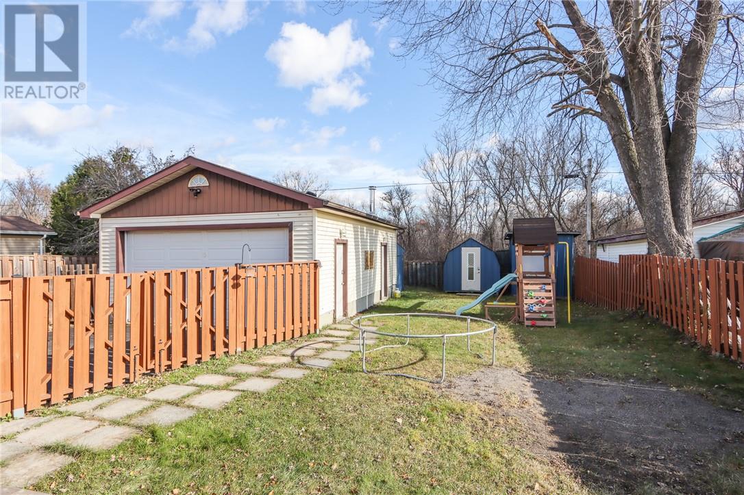 962 Madeleine Avenue, Sudbury, Ontario P3A 2Z7 - Photo 38 - 2125534