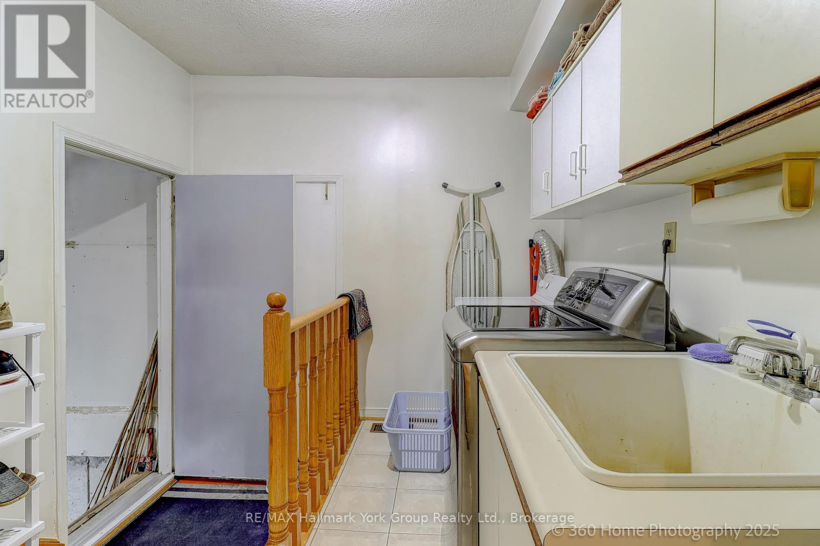 262 Savage Road, Newmarket, Ontario  L3X 1S1 - Photo 8 - N12517140