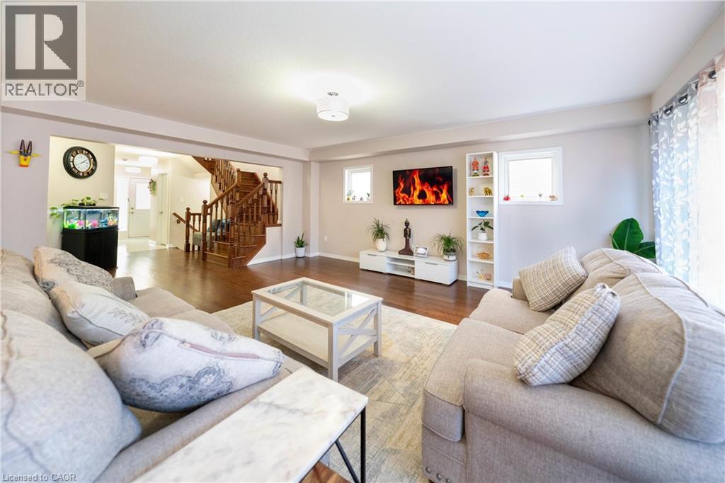 335 Falling Green Crescent, Kitchener, Ontario  N2R 0G4 - Photo 9 - 40786238