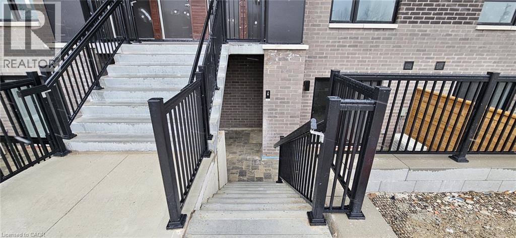 40 Palace Street Unit# J8, Kitchener, Ontario  N2E 0L2 - Photo 2 - 40786188