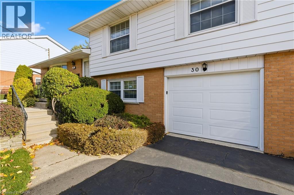 30 Thornridge Crescent, Kitchener, Ontario  N2M 4V9 - Photo 3 - 40785677