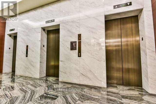 4207 - 180 University Avenue, Toronto, Ontario  M5H 0A2 - Photo 5 - C12516826