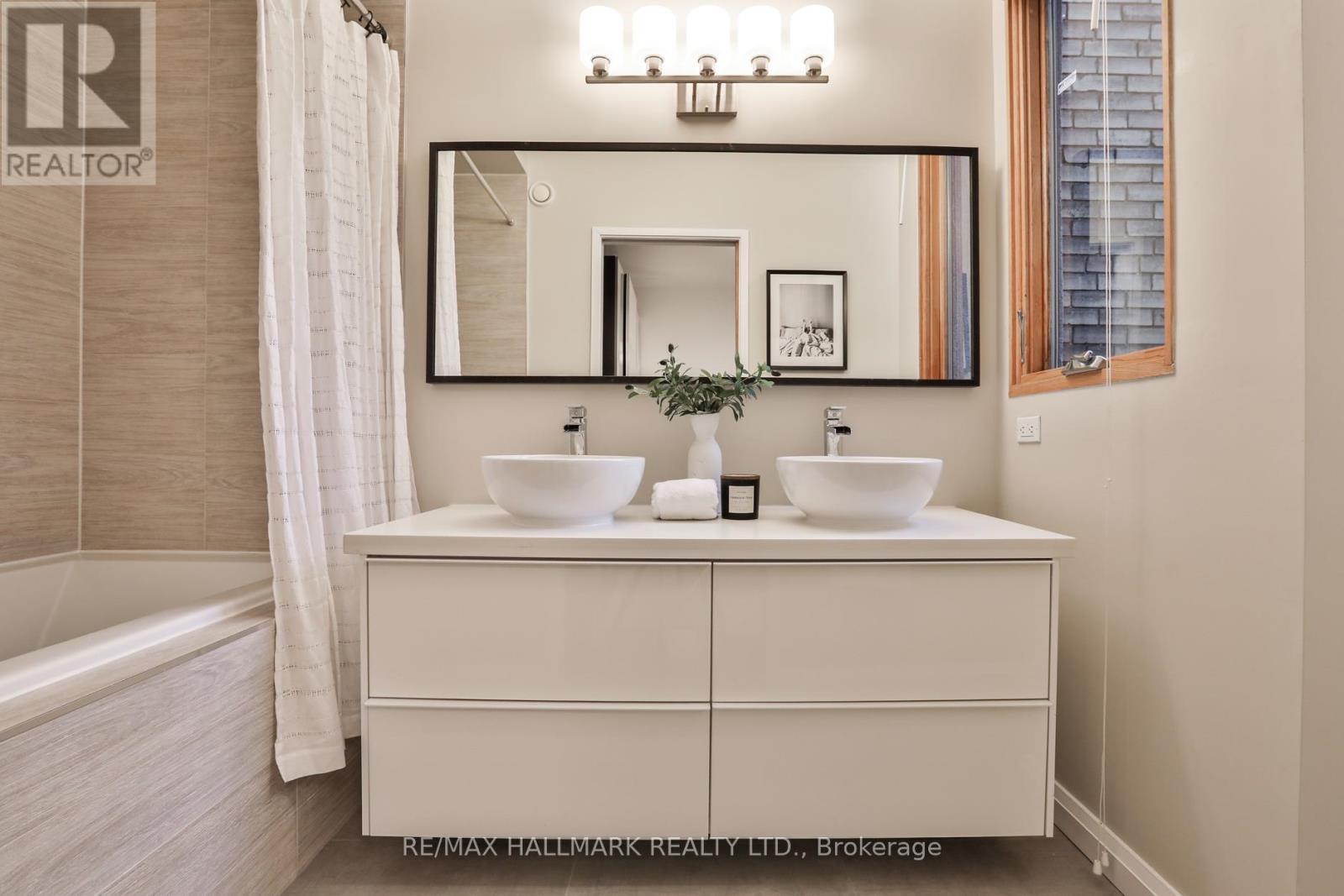 95 Ilford Road, Toronto, Ontario  M6G 2H4 - Photo 19 - C12516850