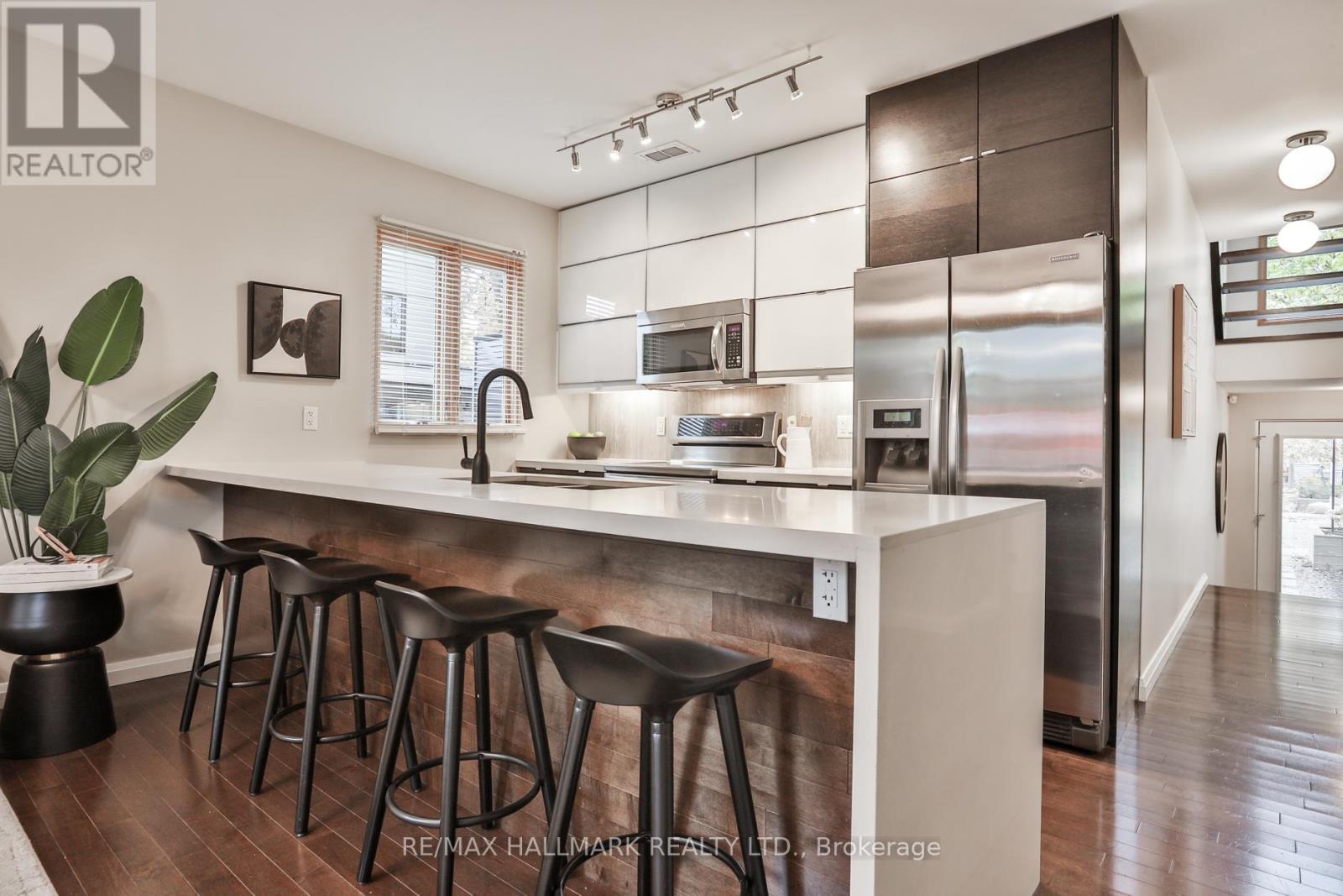 95 Ilford Road, Toronto, Ontario  M6G 2H4 - Photo 6 - C12516850